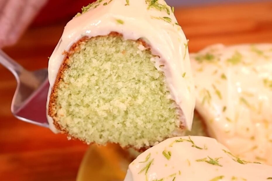 Bolo de Limão Feito com Gelatina