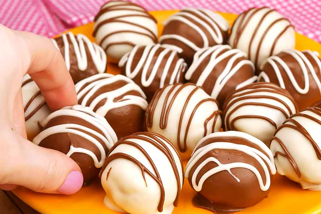 Bombom de Nutella com Bolo de Chocolate