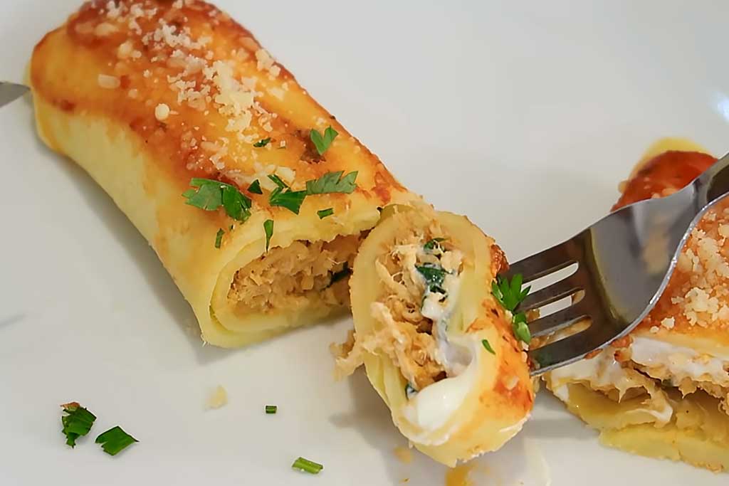 Panqueca de Frango com Requeijão