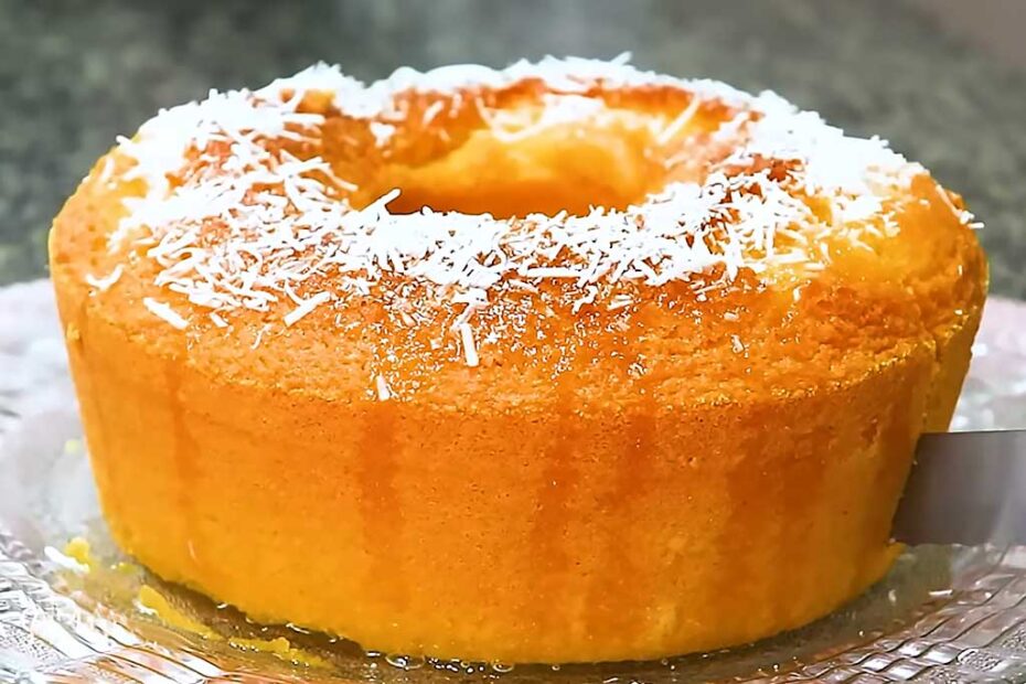 Bolo de Fubá com Coco