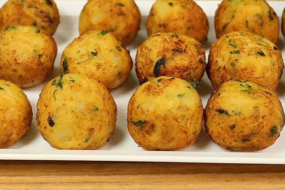 Bolinho de Batata com Frango