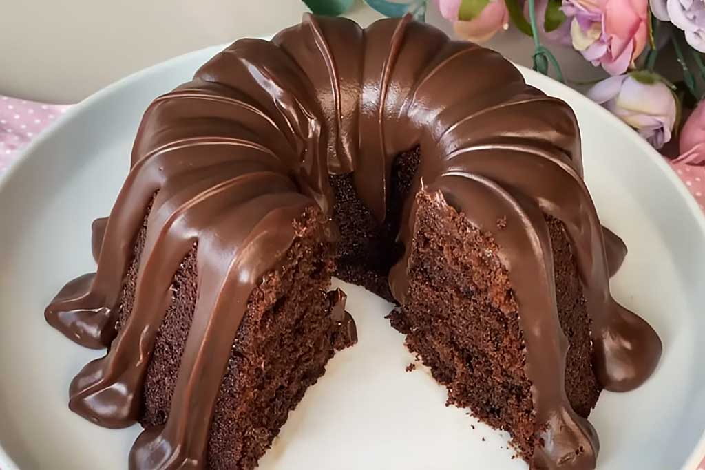 Bolo Trufado de Café com Brigadeiro