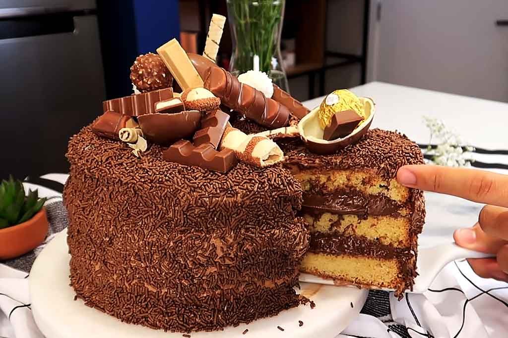 Bolo Ostentação com Recheio