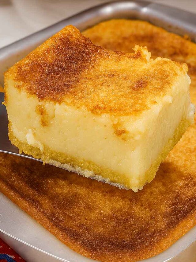 Bolo de Fubá com Camada de Creme