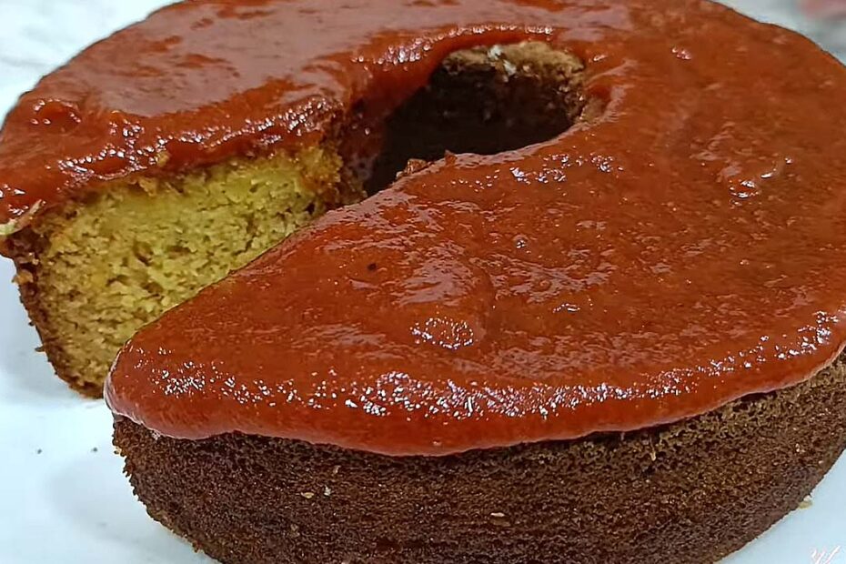 Bolo de Milho com Cobertura de Goiabada